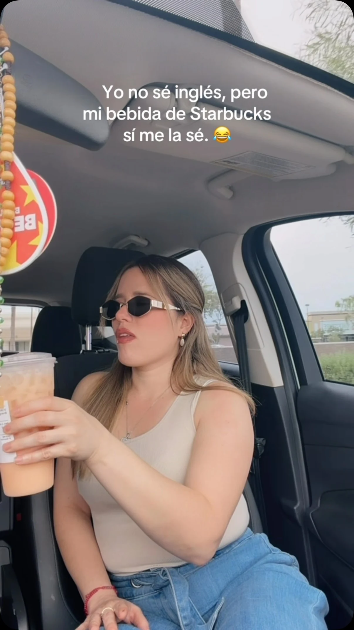 Portada del reel de María Luna: Un café y mucho humor